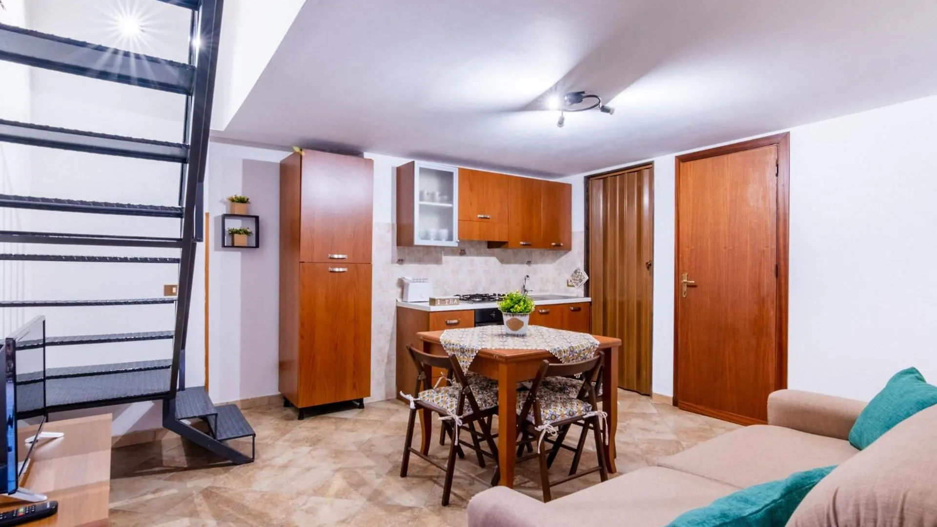 Lumar Sicilia - Cattedrale Apartment Palermo 0*,  Italy